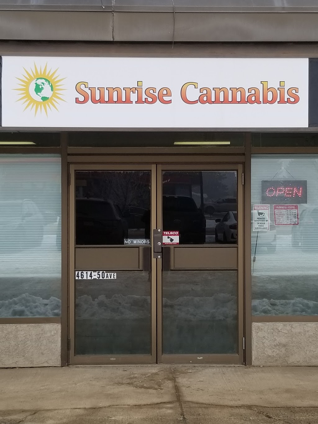 Sunrise Cannabis Retail Ltd | 4614 50 Ave, Gibbons, AB T0A 1N0, Canada | Phone: (780) 964-5572