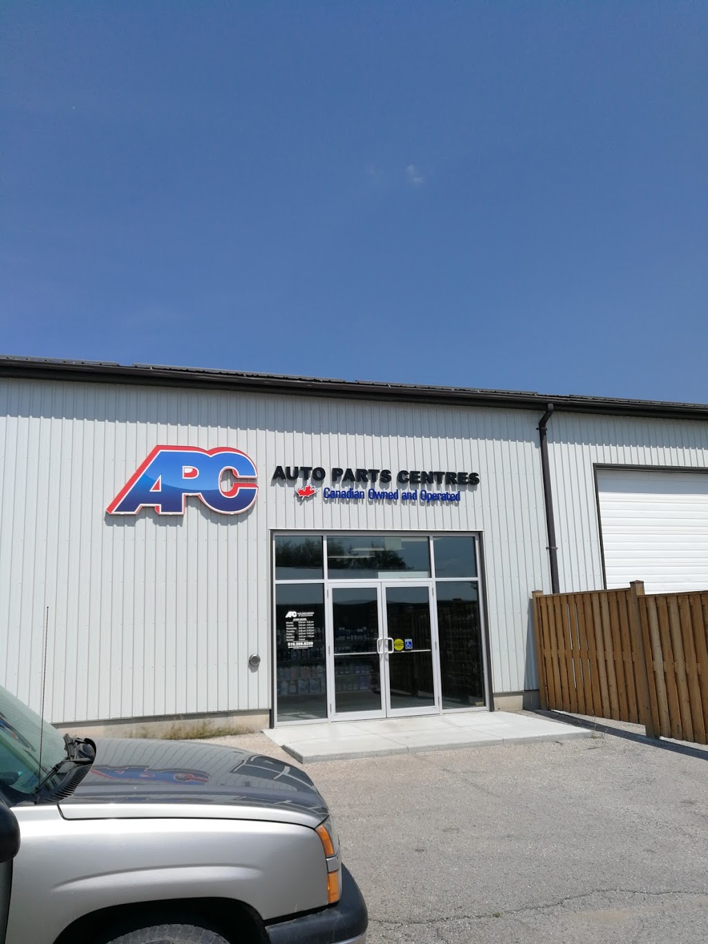 APC Auto Parts Centres | 252 Hamilton Crescent, Dorchester, ON N0L 1G4, Canada | Phone: (519) 268-8250