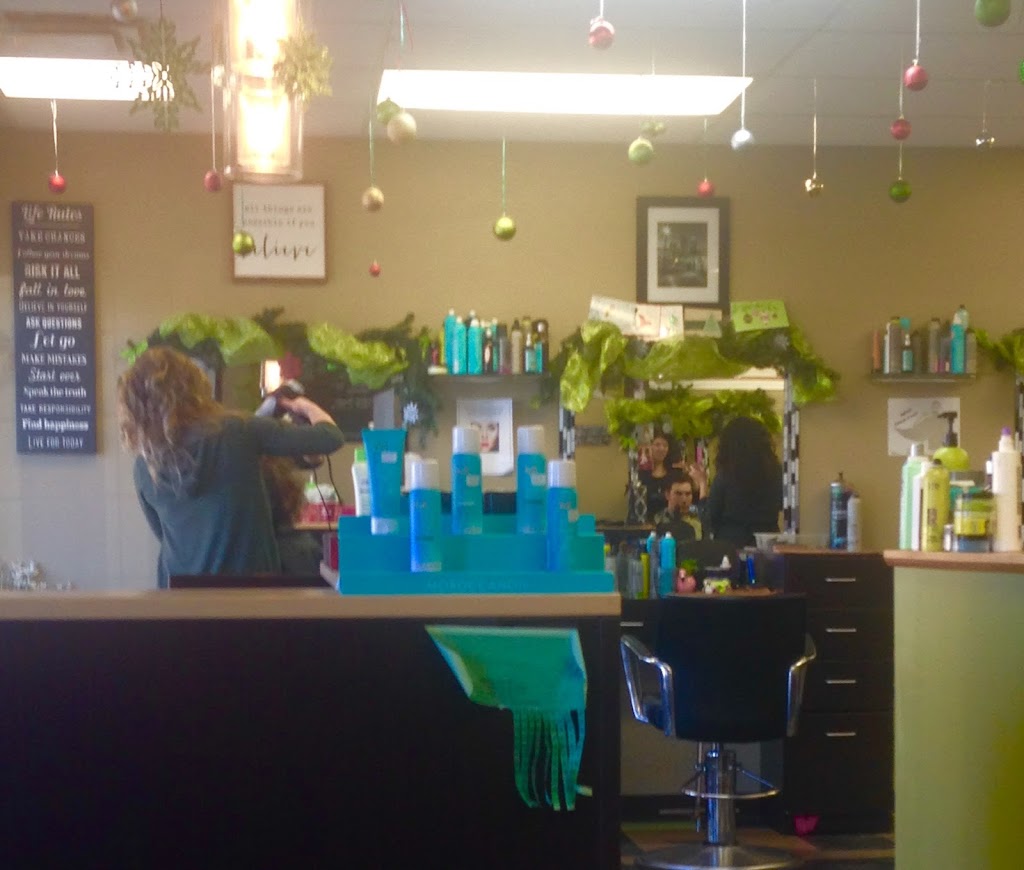 Stonewall Hair & Tanning Source | 408 Main St #5, Stonewall, MB R0C 2Z0, Canada | Phone: (204) 467-7486