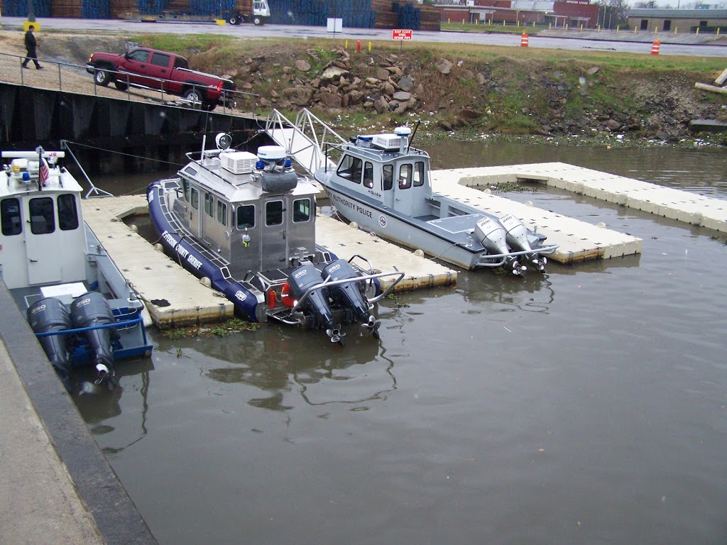 Kawartha EZ Dock | Mahoods Rd, Scugog, ON L0B 1L0, Canada | Phone: (905) 299-2359