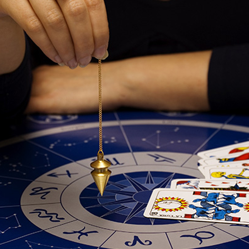 Espace Café Tarot | 116 Rue Notre Dame, Oka, QC J0N 1E0, Canada | Phone: (450) 479-1333