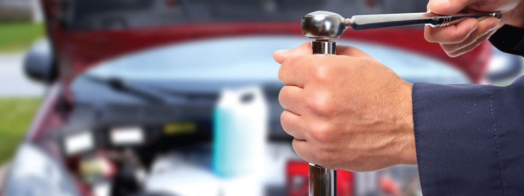 Halleys Service Centre Ltd - Car Repair Ottawa | 865 Montreal Rd, Ottawa, ON K1K 0S9, Canada | Phone: (613) 749-9649