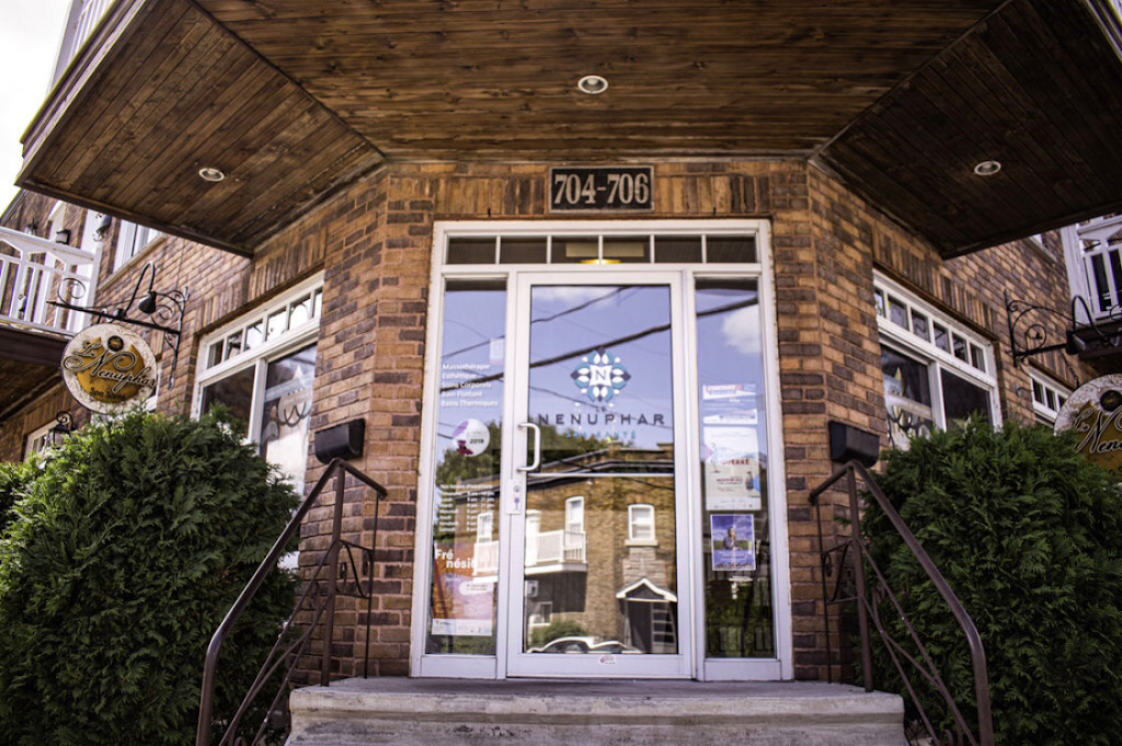Spa Santé Le Nénuphar | 704 Rue Saint Pierre, Terrebonne, QC J6W 1E2, Canada | Phone: (450) 471-7193