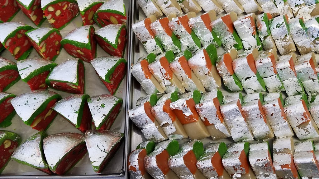 Bangali Sweets & Restaurant | 3300 McNicoll Ave Unit A/17, Scarborough, ON M1V 5J6, Canada | Phone: (416) 293-0606