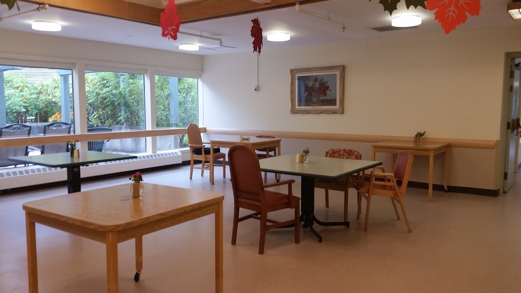Trillium Lodge | 401 Moilliet St, Parksville, BC V9P 2G9, Canada | Phone: (250) 947-8230