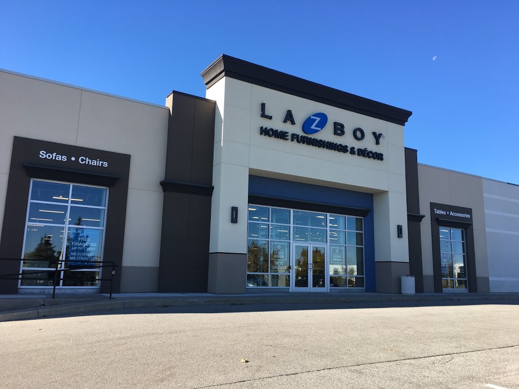 La-Z-Boy Home Furnishings & Décor | 5950 Rodeo Dr Unit #6, Mississauga, ON L5R 3V6, Canada | Phone: (905) 499-0799