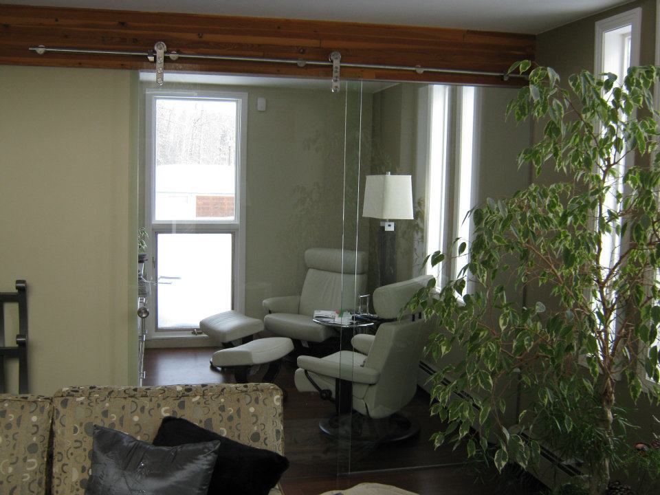 Clearly Superior Glass Inc | 25 Diamond Ave, Spruce Grove, AB T7X 3A5, Canada | Phone: (780) 960-3566