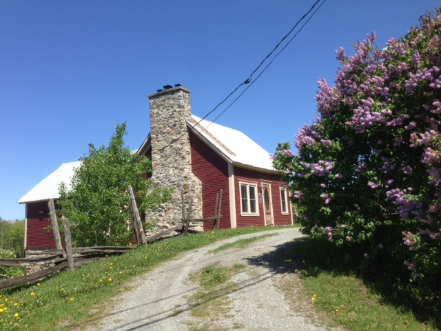 Chalet Ancestral lOrignal | 45 Chem. dOrford sur le Lac, Eastman, QC J0E 1P0, Canada | Phone: (819) 678-2688