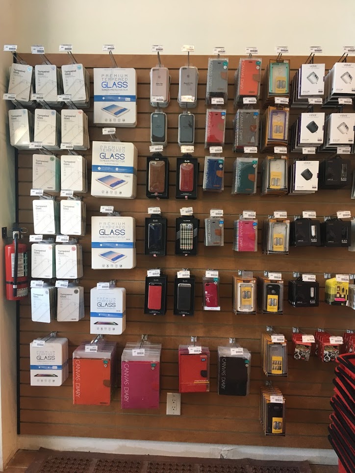 Students Smart Shop | 280 Lester St #113, Waterloo, ON N2L 3W5, Canada | Phone: (519) 746-4747