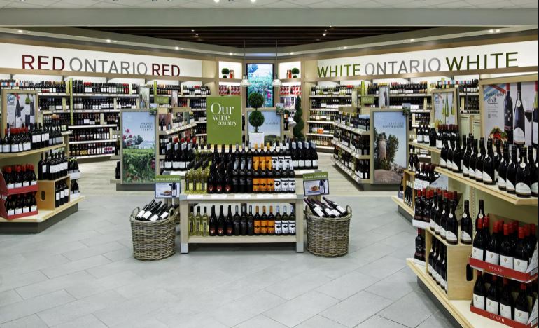 LCBO | 543 W Hunt Club Rd, Nepean, ON K2G 5W5, Canada | Phone: (613) 224-4333