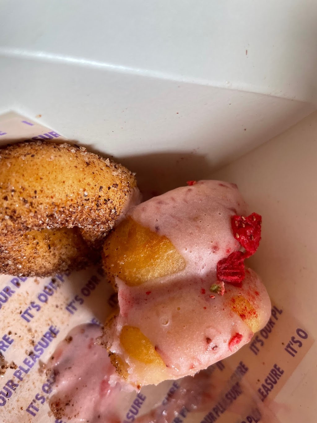 Cops Coffee & Doughnuts | 3011 Dufferin St, North York, ON M6B 3T4, Canada | Phone: (416) 551-9195