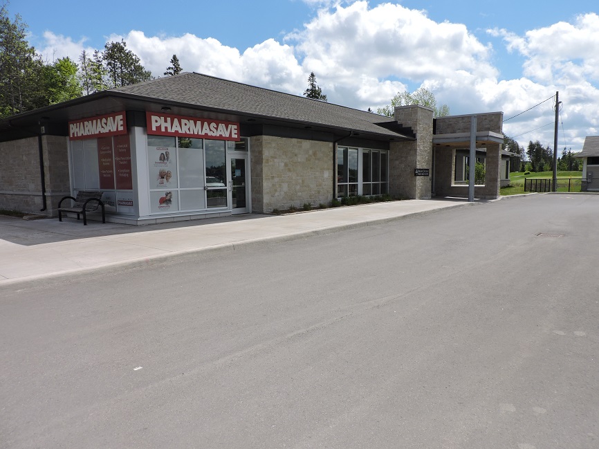 Pharmasave Equinelle | 90 Royal Landing Gate, Kemptville, ON K0G 1J0, Canada | Phone: (613) 215-0211