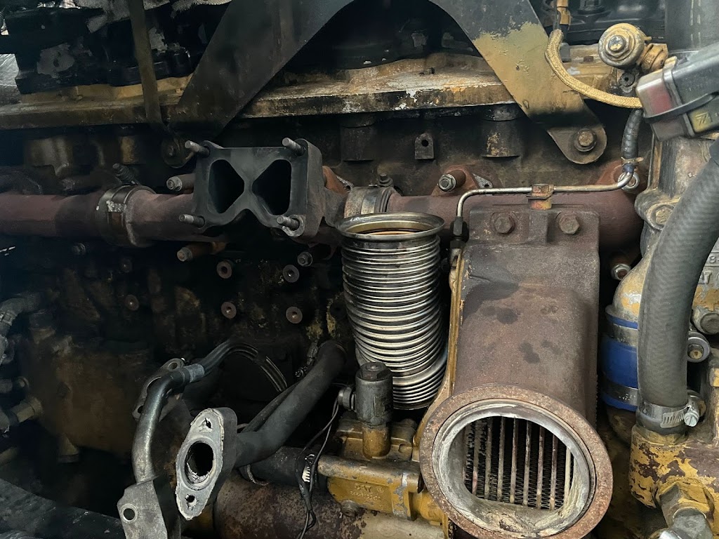 MASTER Truck & Trailer Repair | 498 Cuthbert Cir, London, ON N6M 1K7, Canada | Phone: (519) 781-3032