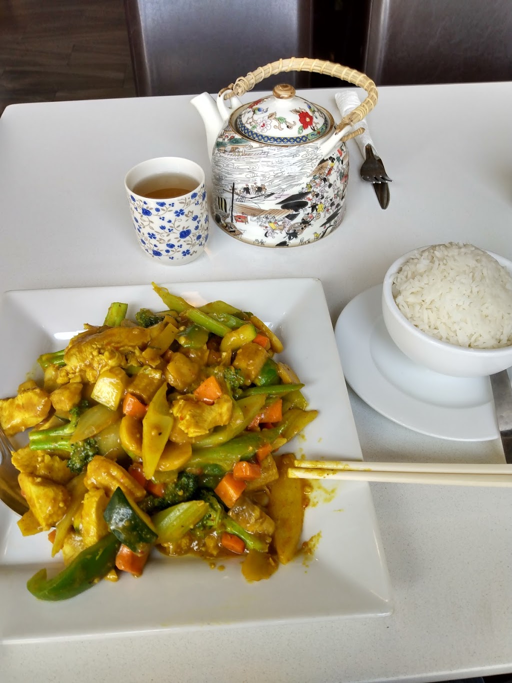Red Bowl Chinese Restaurant | 205 19 Ave Unit 3, Nisku, AB T9E 0W8, Canada | Phone: (780) 770-2354