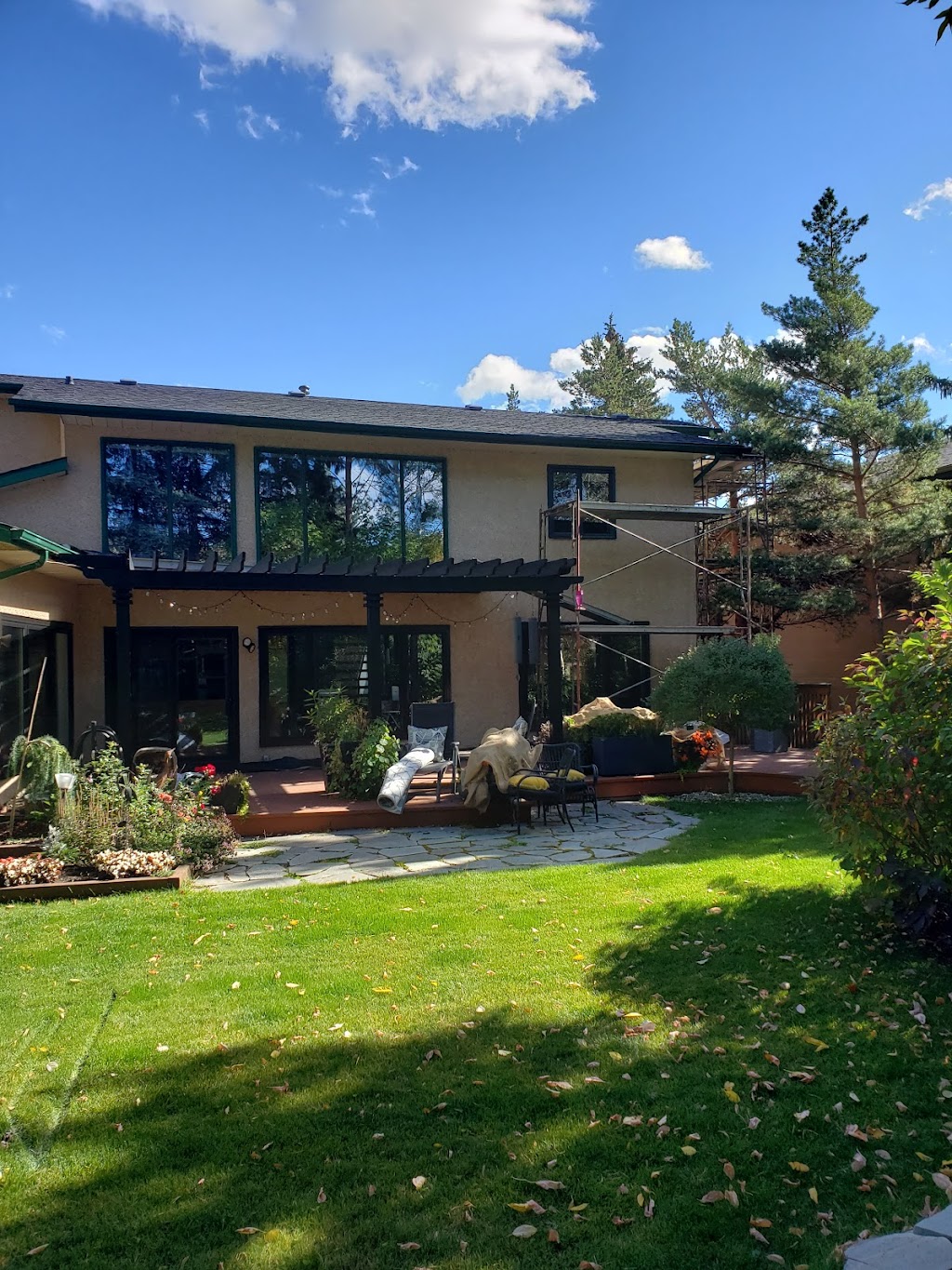 A&B Exterior Ltd. | 2465 Kelly Cir SW, Edmonton, AB T6W 4G2, Canada | Phone: (780) 717-1487