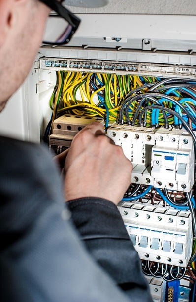 Canadian Electrical Services | 1235 Fairview St Suite 105, Burlington, ON L7S 2K9, Canada | Phone: (905) 681-3940