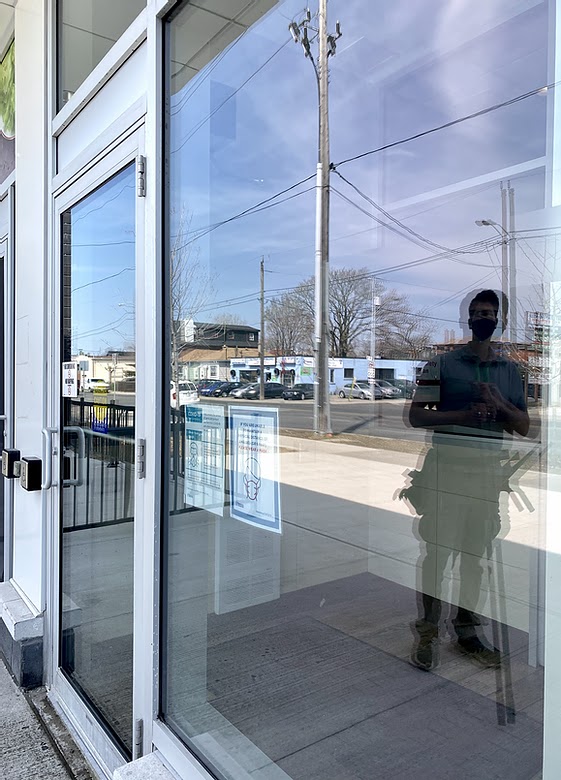 Erics Window Cleaning | 6 Crown Hill Pl Unit #105, Etobicoke, ON M8Y 4C3, Canada | Phone: (647) 990-0258