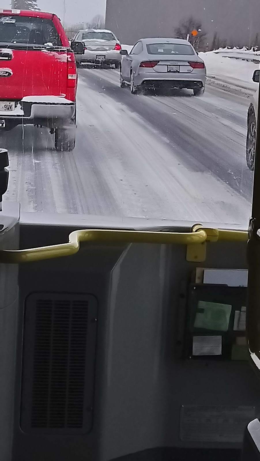 Ultramar | South, 3172 ON-115, Newcastle, ON L1B 1L9, Canada