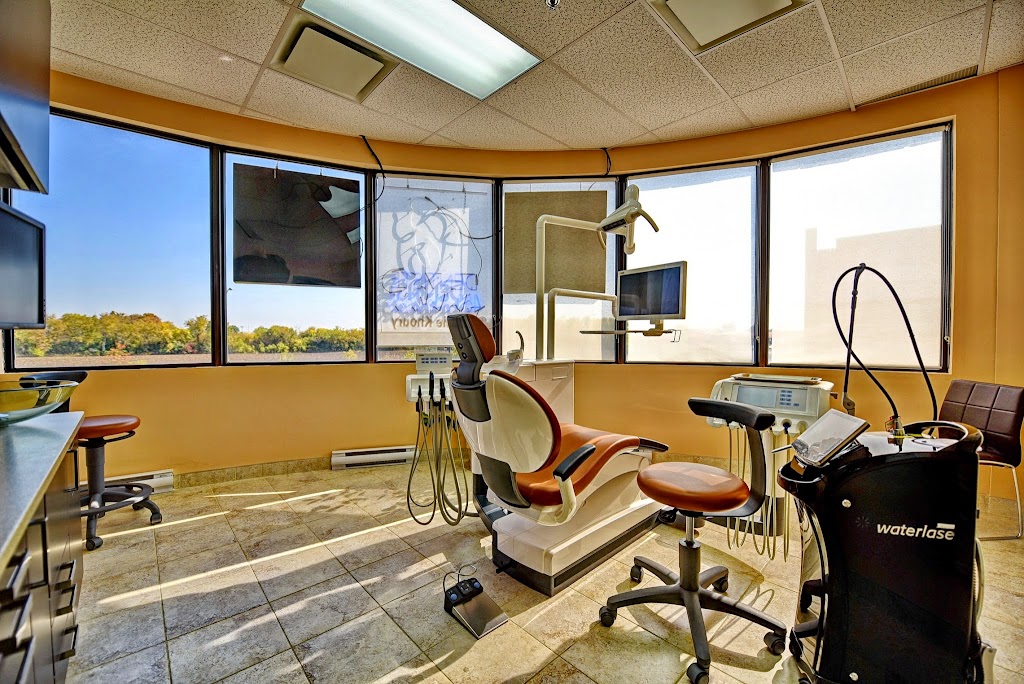 Dentisterie Du Bergerac - Dentiste Laval | 2864 Bd Daniel-Johnson, Laval, QC H7P 5Z7, Canada | Phone: (450) 505-2525