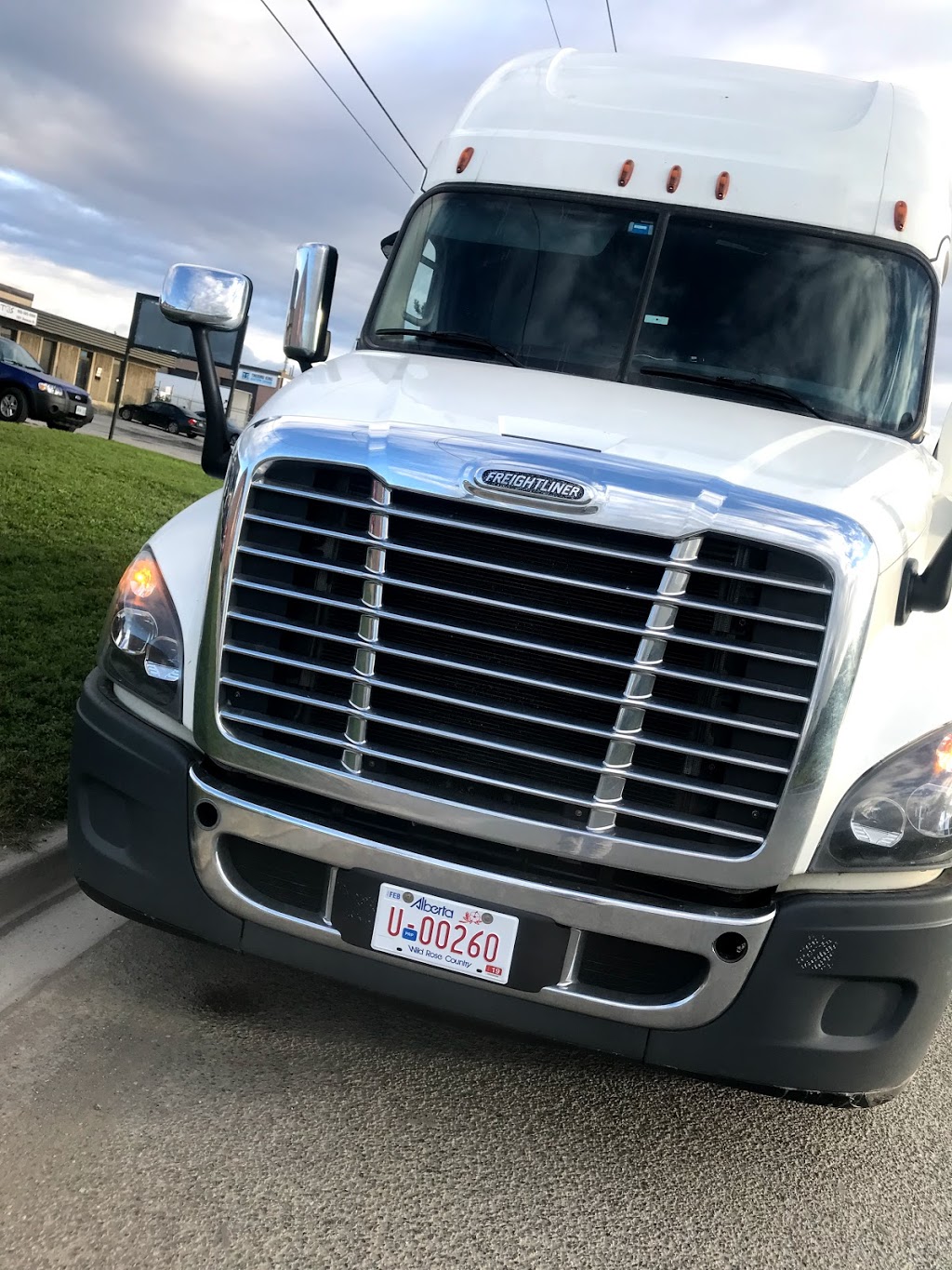 Kratos Transportation | 1801 Shawson Dr, Mississauga, ON L4W 1T9, Canada | Phone: (905) 565-6969