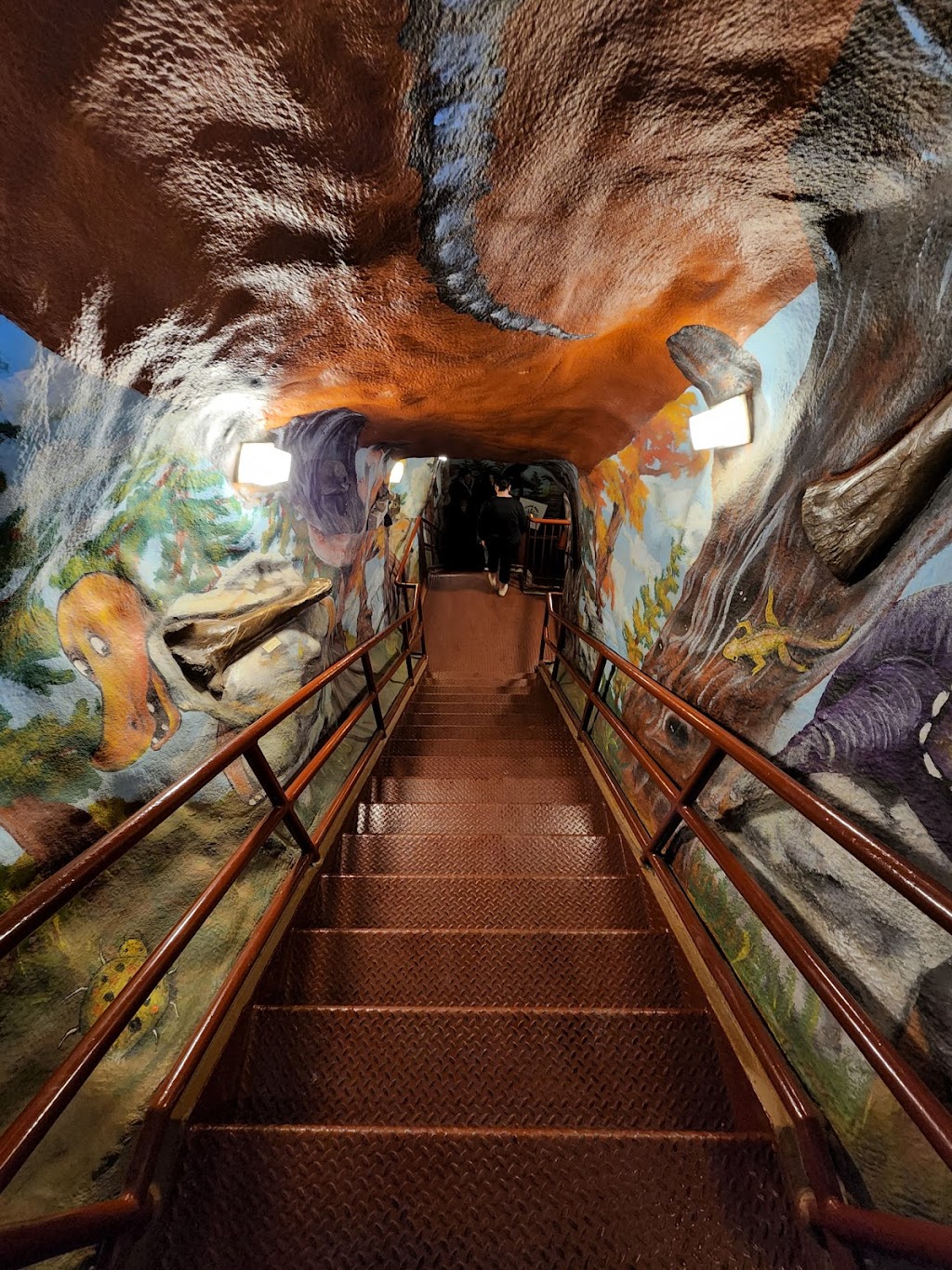 Worlds Largest Dinosaur | 60 1 Ave W, Drumheller, AB T0J 0Y0, Canada | Phone: (866) 823-8100