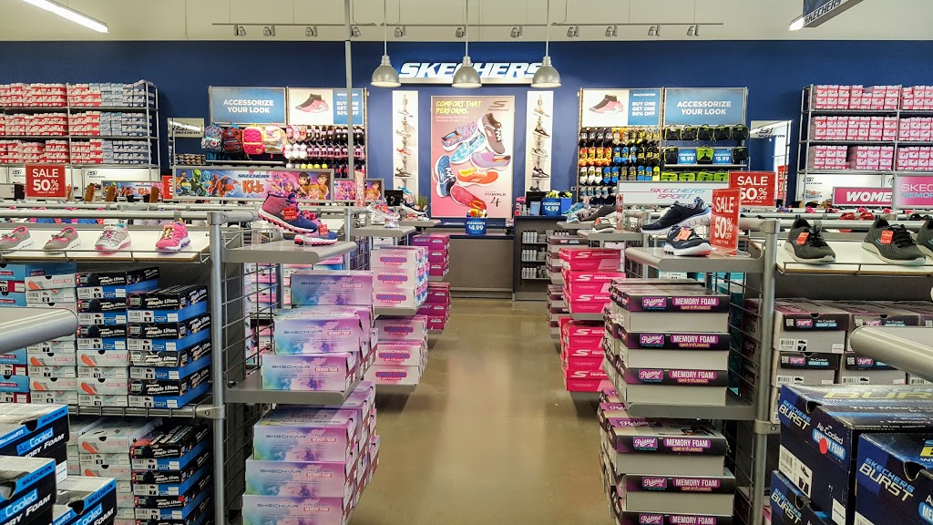 SKECHERS Factory Outlet | clothing store | 1230 Wellington Rd #109, London, ON N6E 1M3, Canada | 5196818725 OR +1 519-681-8725