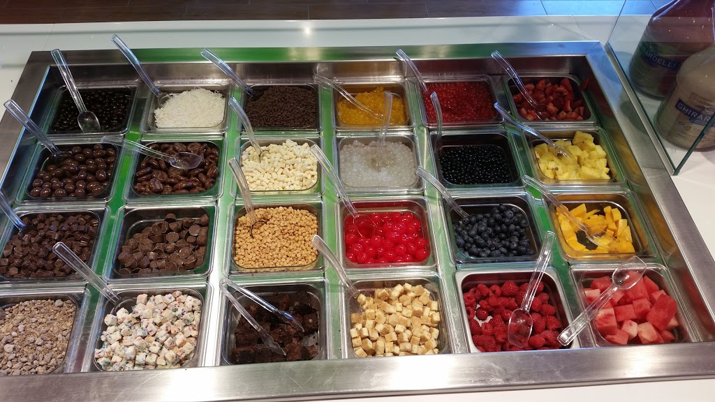 Yeh! Frozen yogurt,wasaga beach | 10 Main St, Wasaga Beach, ON L9Z 2K3, Canada | Phone: (705) 429-4440