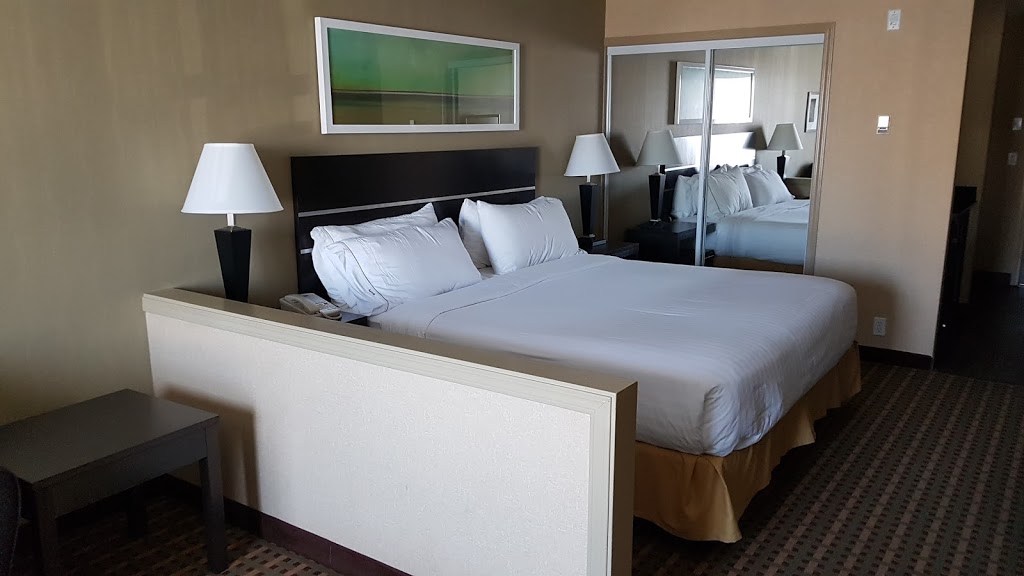 Holiday Inn Express Hotel & Suites | 4716 34th St, Vernon, BC V1T 5Y9, Canada | Phone: (250) 550-7777