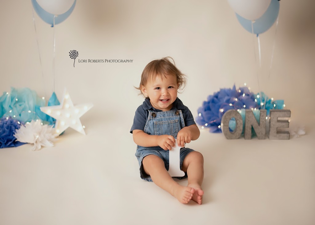 Lori Roberts Photography | 244 Northminster Ct, Oshawa, ON L1G 7M6, Canada | Phone: (705) 920-2263