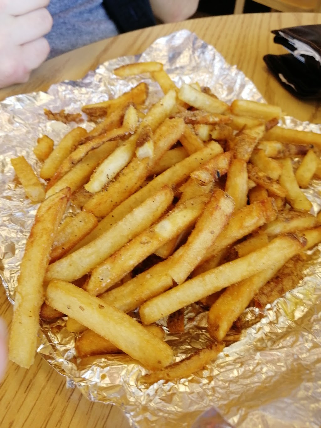 Five Guys | 518 Centennial Pkwy N, Hamilton, ON L8E 0G2, Canada | Phone: (905) 664-8558