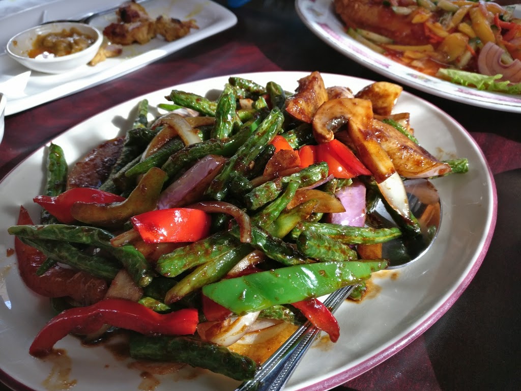 Kari House Restaurant | 3900 Bayview St, Richmond, BC V7E 0A4, Canada | Phone: (604) 275-5274