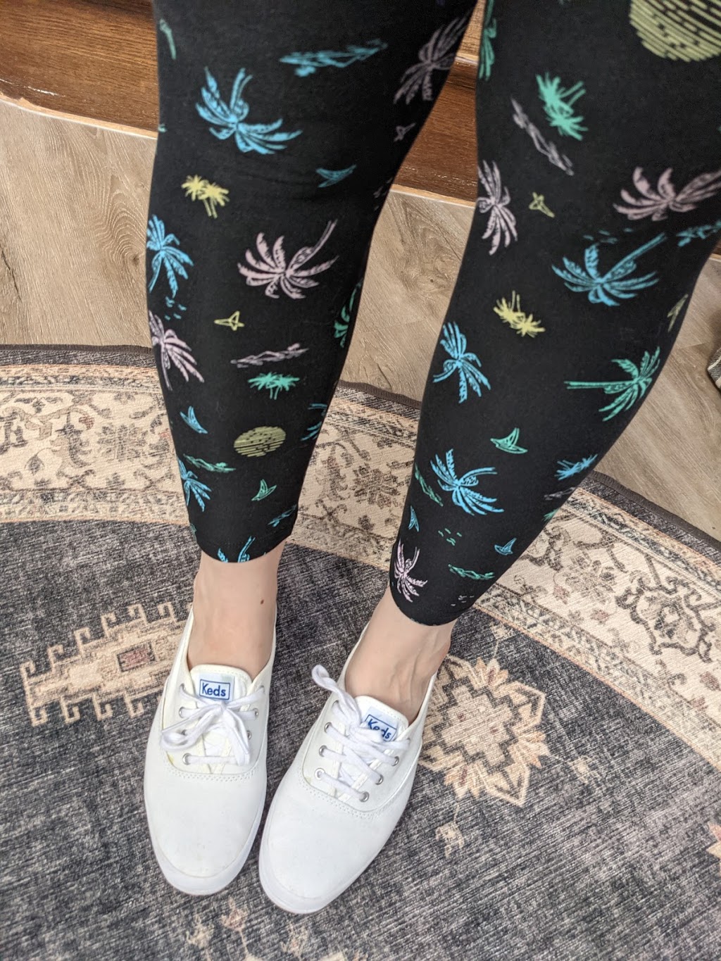 Sweetlegs Cambridge With SherryD | 15 Elma Pl, Cambridge, ON N3C 4E6, Canada | Phone: (519) 841-3053