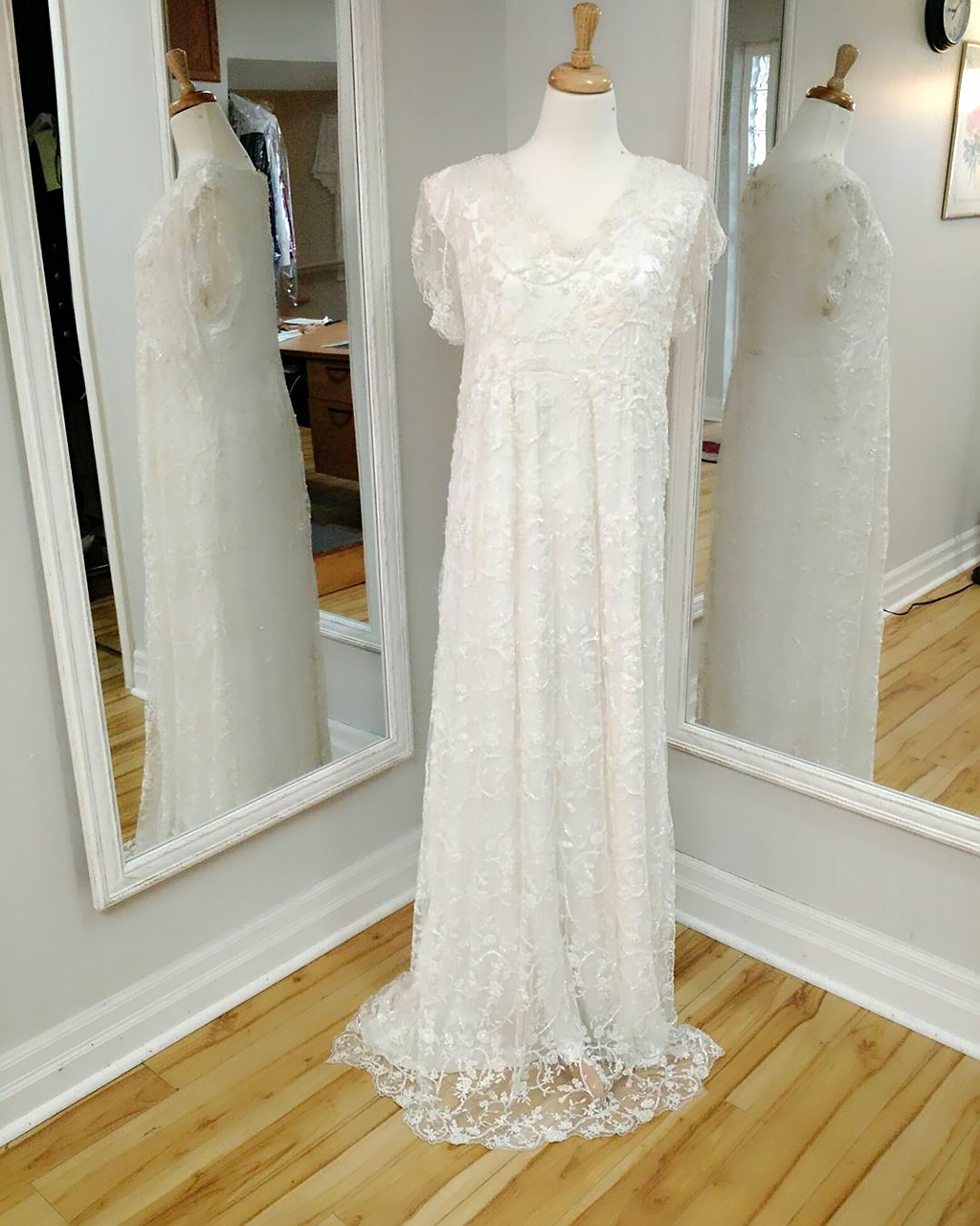 Saint Annes Tailoring & Atelier | 14 Main St, St. Catharines, ON L2N 4T4, Canada | Phone: (289) 697-3797