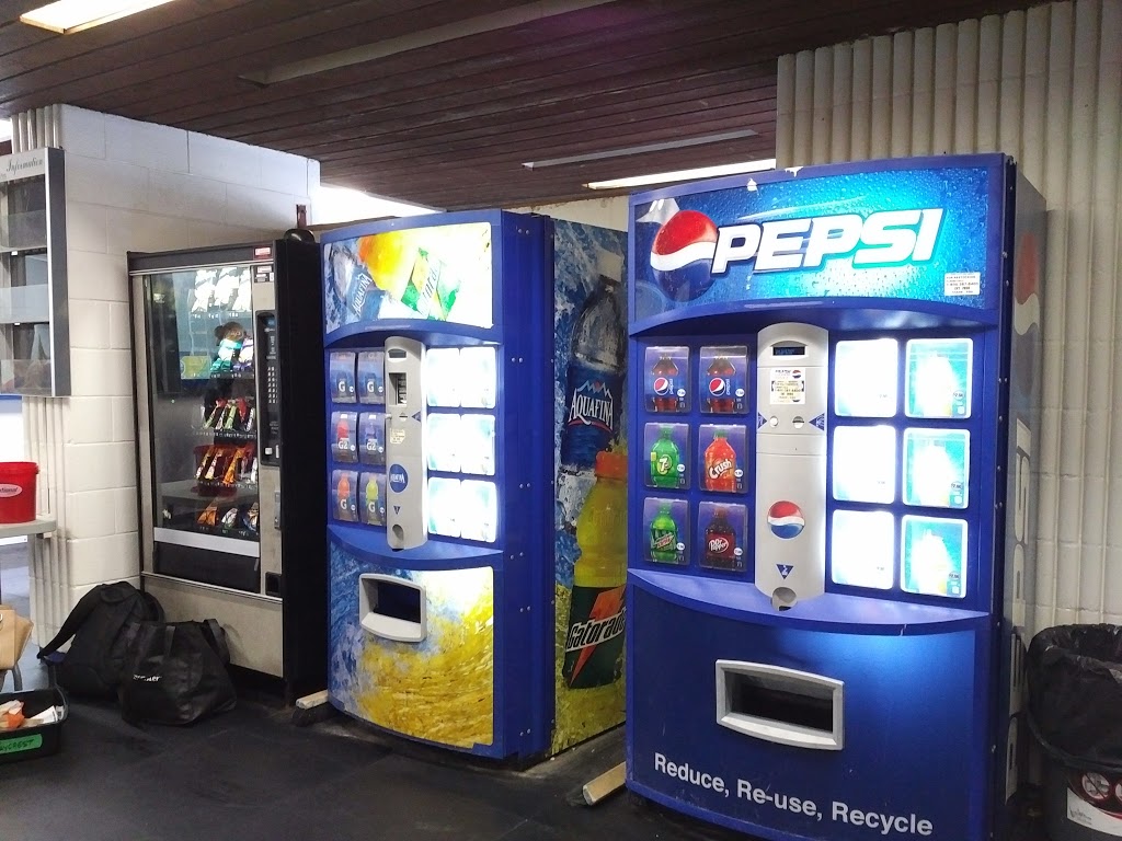 Baycrest Arena | 160 Neptune Dr, Toronto, ON M6A, Canada | Phone: (416) 395-7960