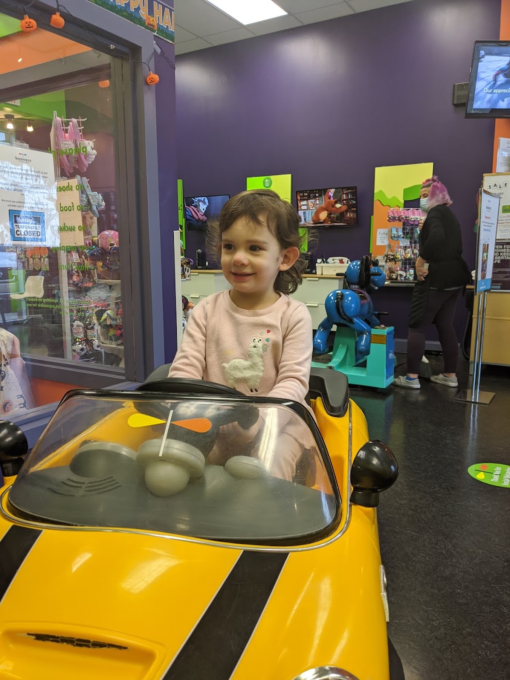 Beaners Fun Cuts For Kids | 5001 19 St, Red Deer, AB T4R 3R1, Canada | Phone: (403) 754-1578