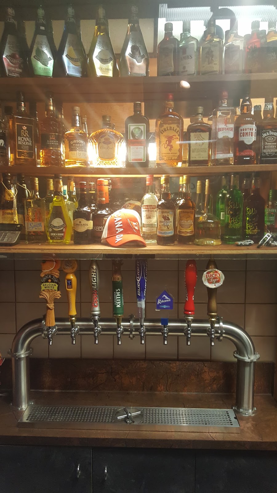 Stony Plain Hotel | 5001 50 St, Stony Plain, AB T7Z 1T3, Canada | Phone: (780) 963-2545
