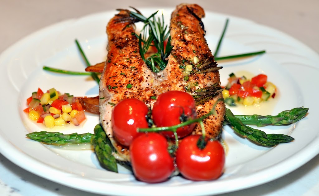 Zam Restaurant & Bar | 1340 The Queensway, Etobicoke, ON M8Z 1S4, Canada | Phone: (416) 252-0170