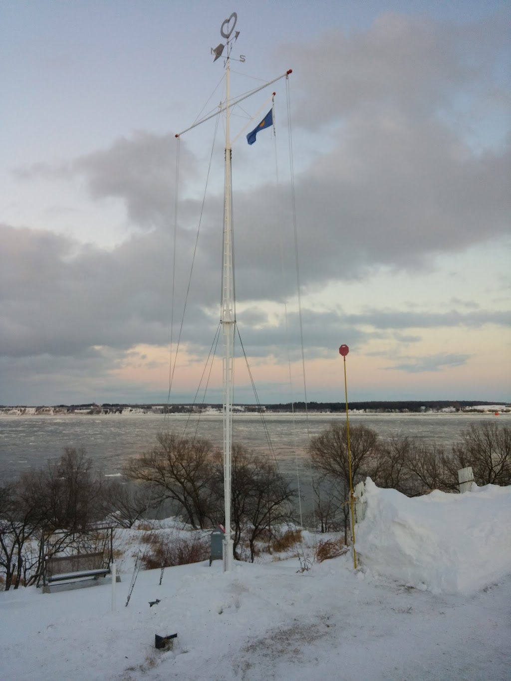 Deschambault-Grondines | 120 Rue St Joseph, Deschambault, QC G0A 1S0, Canada | Phone: (418) 286-4511