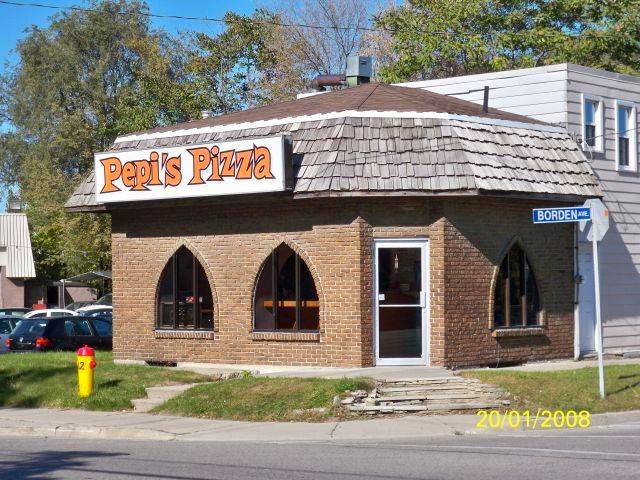 Pepis Pizza Courtland - Famous Pizza & Toasted Subs - Delivery  | 390 Courtland Ave E, Kitchener, ON N2G 2W2, Canada | Phone: (519) 578-0820