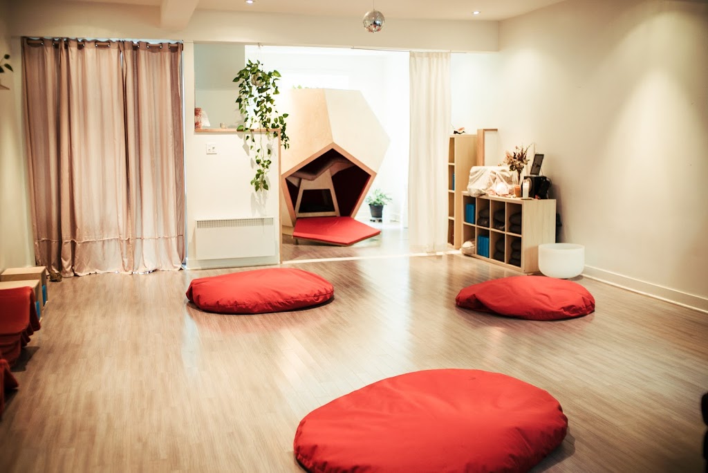 Centre de Formation de la Géosophie | 218 Chem. du Pinacle, Frelighsburg, QC J0J 1C0, Canada | Phone: (438) 338-6460