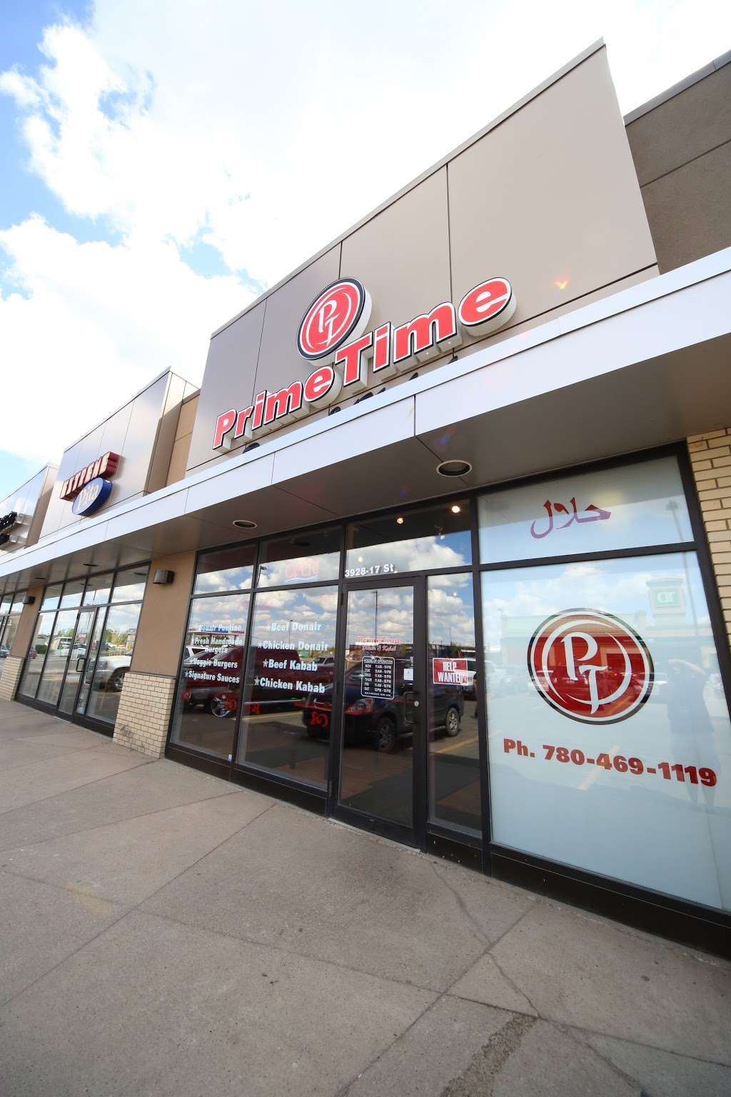 PrimeTime Donair & Poutine | 3928 17 St NW, Edmonton, AB T6T 0C2, Canada | Phone: (780) 469-1119