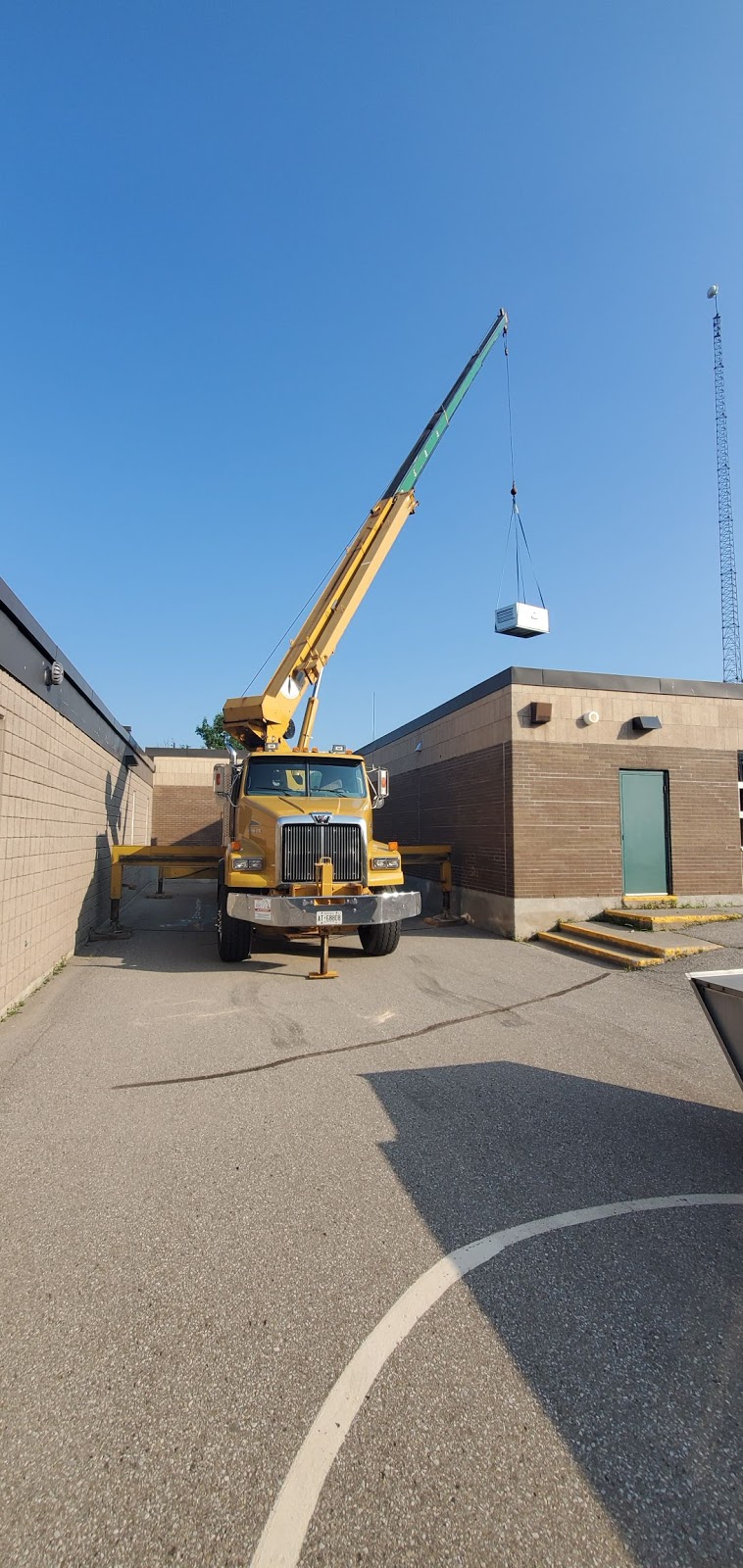 Belder Crane Rentals | 473491, Dufferin County Road 11, Laurel, ON L0N 1L0, Canada | Phone: (519) 942-5328