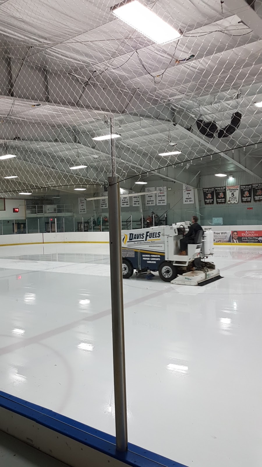 Burford Arena | 14 Potter Dr, Burford, ON N0E 1A0, Canada | Phone: (519) 449-5611