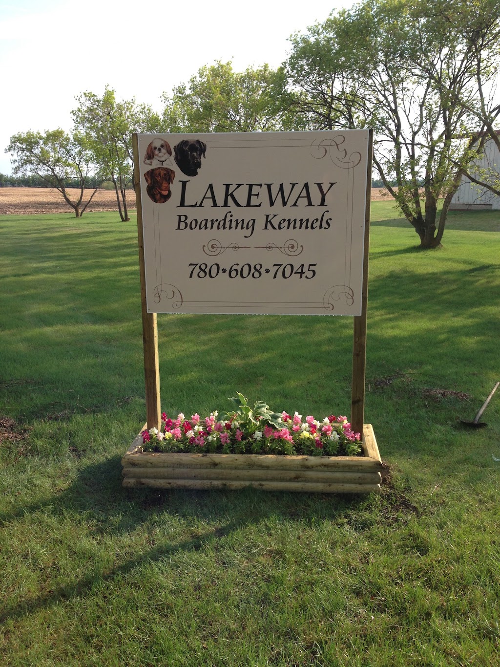 lakeway boarding kennels | 45470 Range Rd 200, Camrose, AB T4V 2M9, Canada | Phone: (780) 608-7045