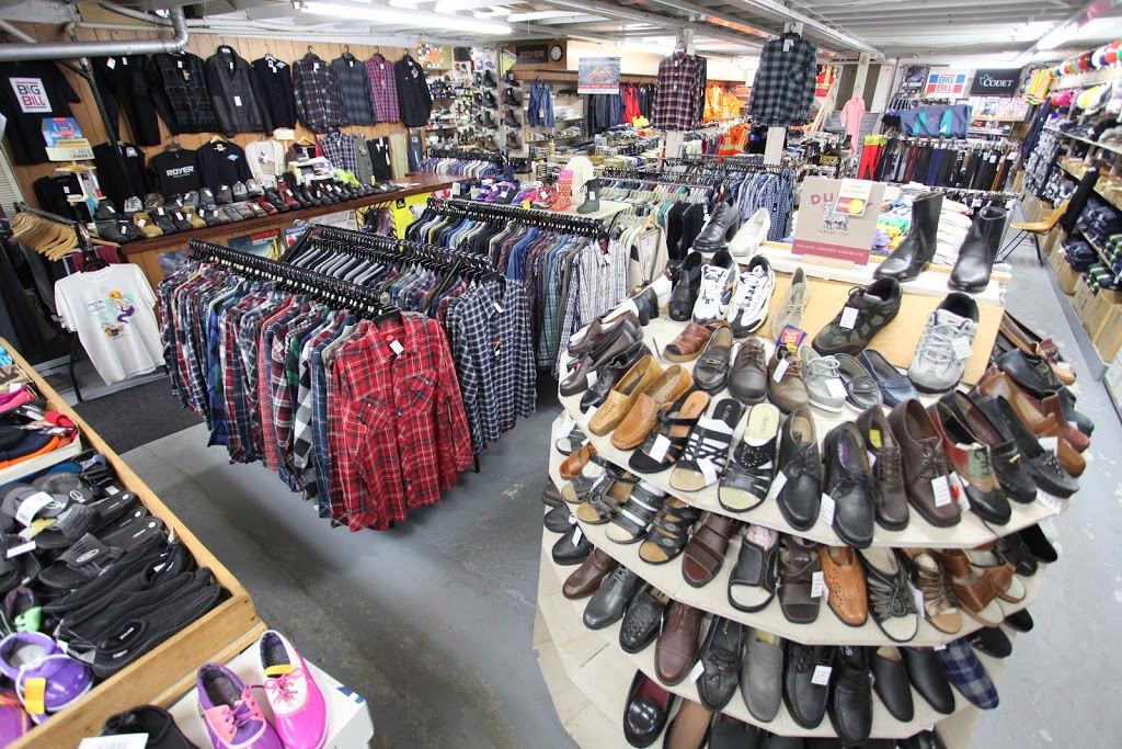 Magasin Raymond Gilbert | 422 QC-138, Saint-Augustin-de-Desmaures, QC G3A 2S7, Canada | Phone: (418) 878-2930