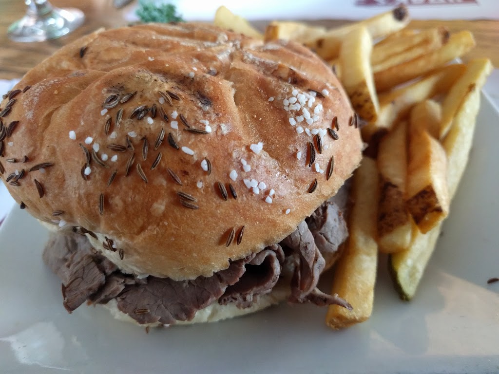 Hoaks | 4100 Lake Shore Rd, Hamburg, NY 14075, USA | Phone: (716) 627-4570