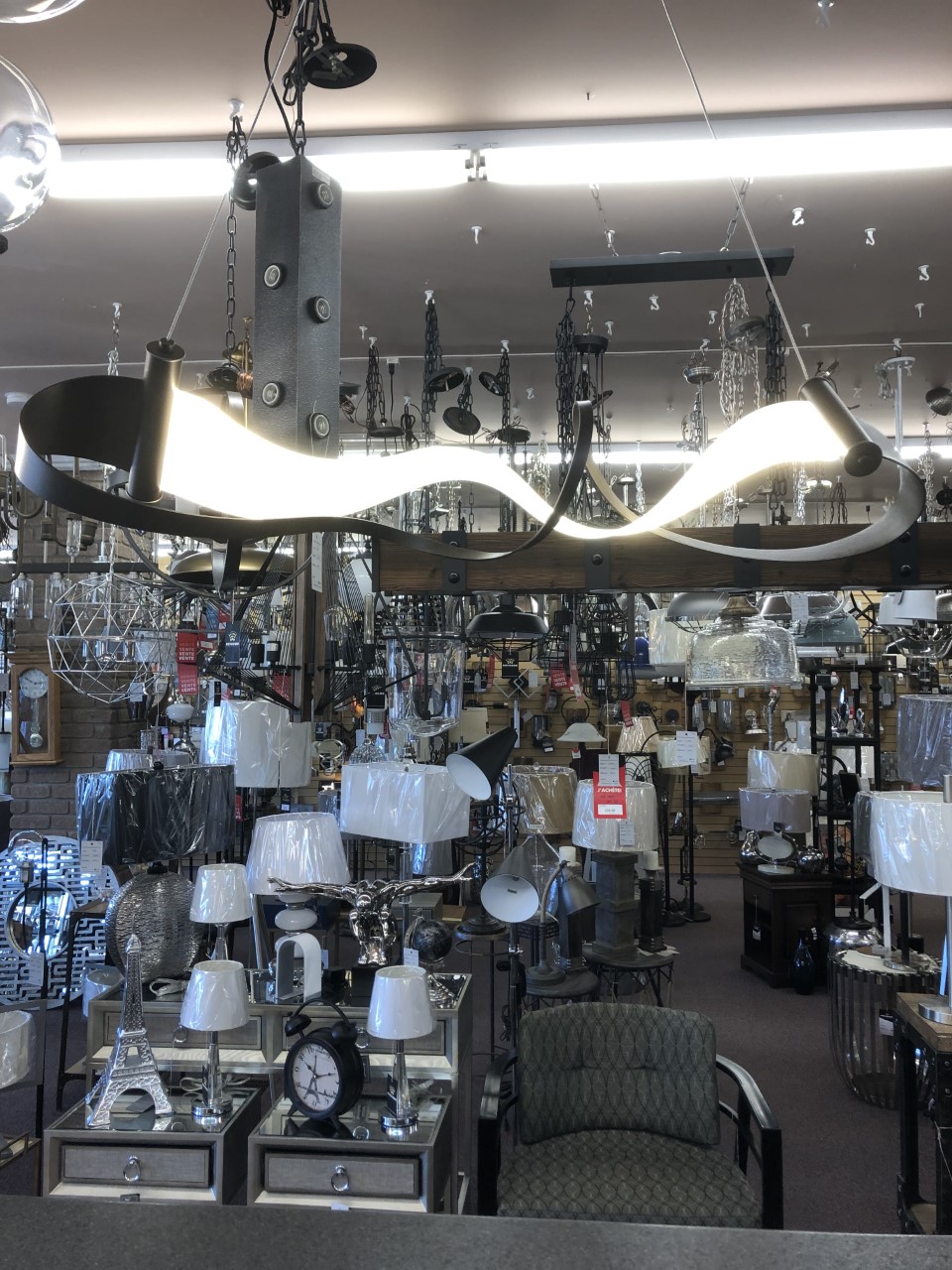Royaume Luminaire Sorel | 2863 Boulevard Fiset, Sorel-Tracy, QC J3P 5J7, Canada | Phone: (450) 743-0911
