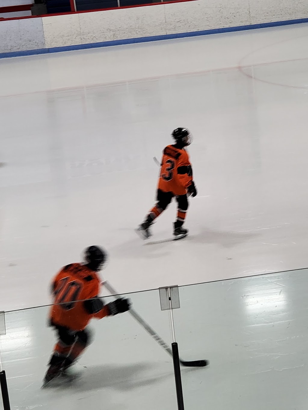 Arena de Valcourt | 1111 Boulevard des Cyprès, Valcourt, QC J0E 2L0, Canada | Phone: (450) 532-3743