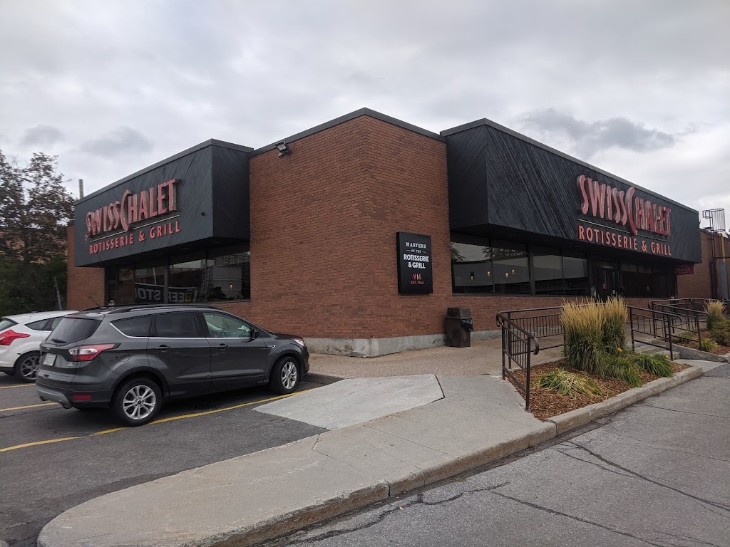 Swiss Chalet | 540 Montréal Rd, Ottawa, ON K1K 0T9, Canada | Phone: (613) 746-1777