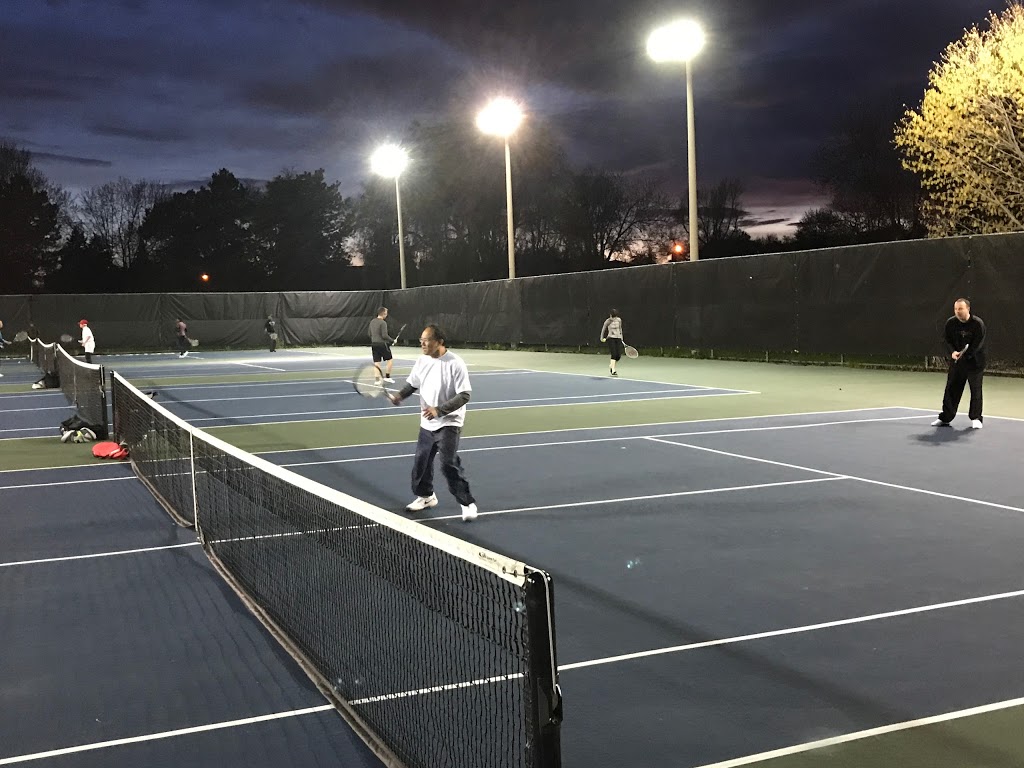 Stephen Leacock Tennis Club | 2520 Birchmount Rd, Scarborough, ON M1T 2M5, Canada | Phone: (416) 575-1895